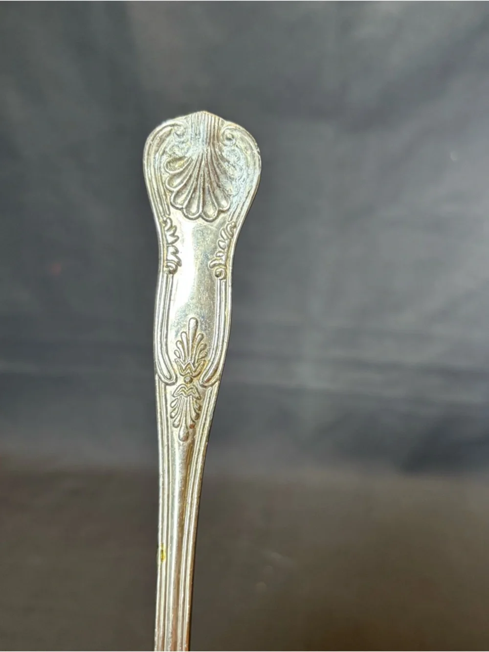 Vintage Silver-Plated Pie or Cake Server Serrated Edges Engraved Ornate Pattern